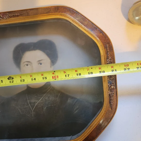 Antique Charcoal Drawing Art Wood Ornate Floral Frame Convex Bubble Glass Gold - Picture 13 of 15